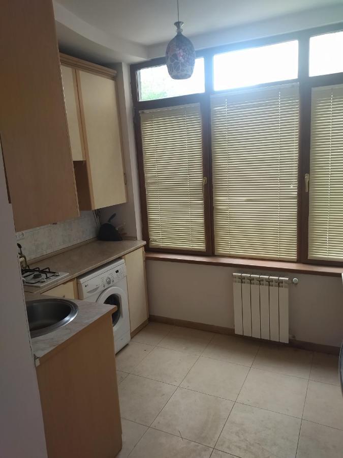 Abovyan 36 Apt & Tour Erévan Extérieur photo